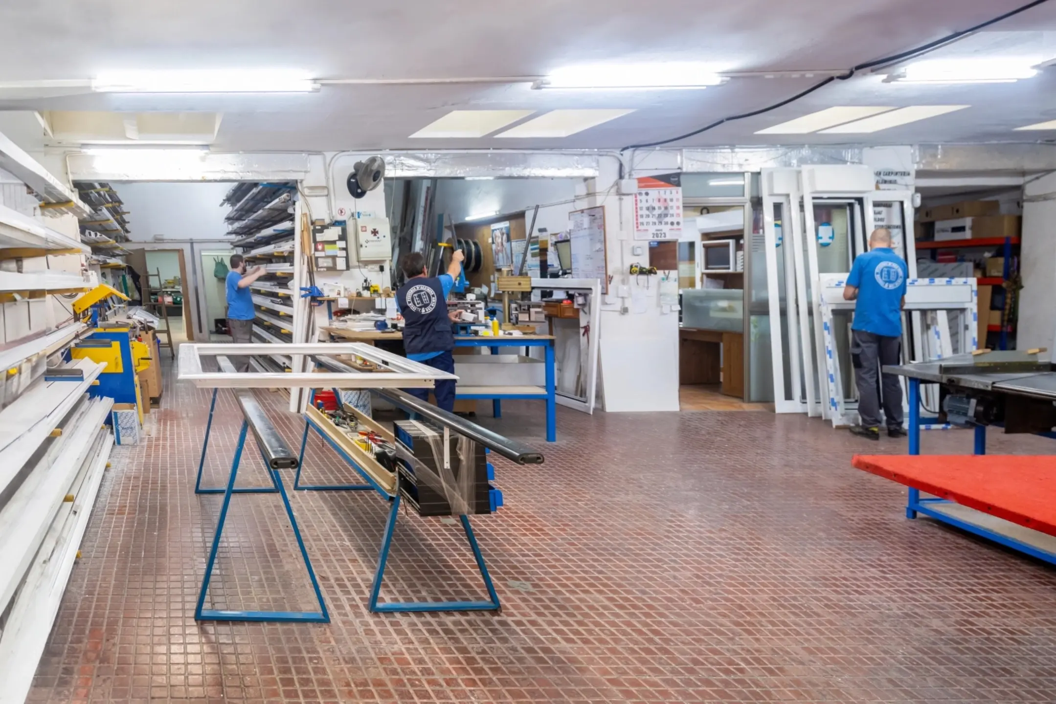 Foto del interior del taller